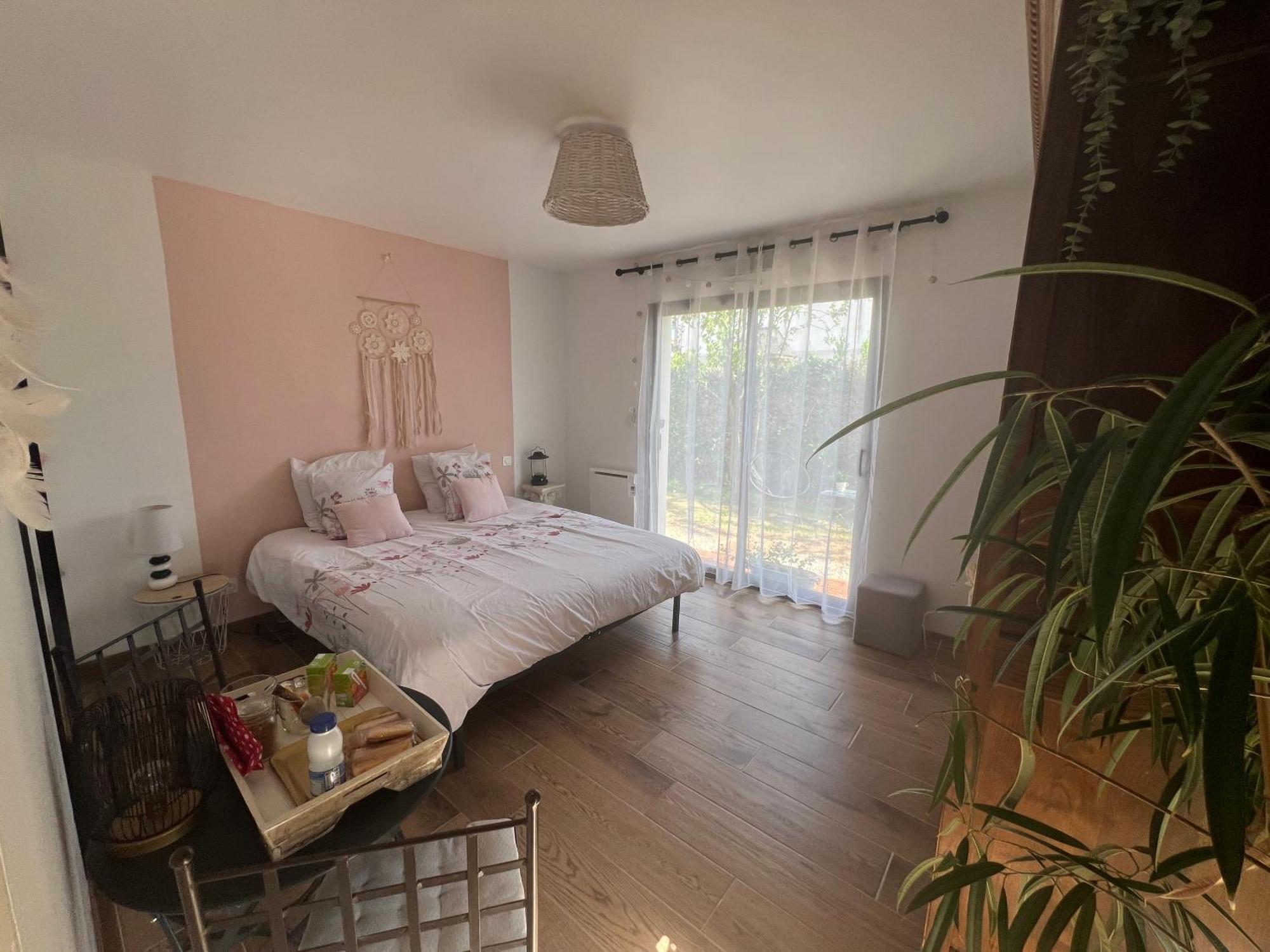 Quiniere - Entre Lac Et Foret - Hebergement Independant Avec Espace Kitchenette Блоа Екстериор снимка