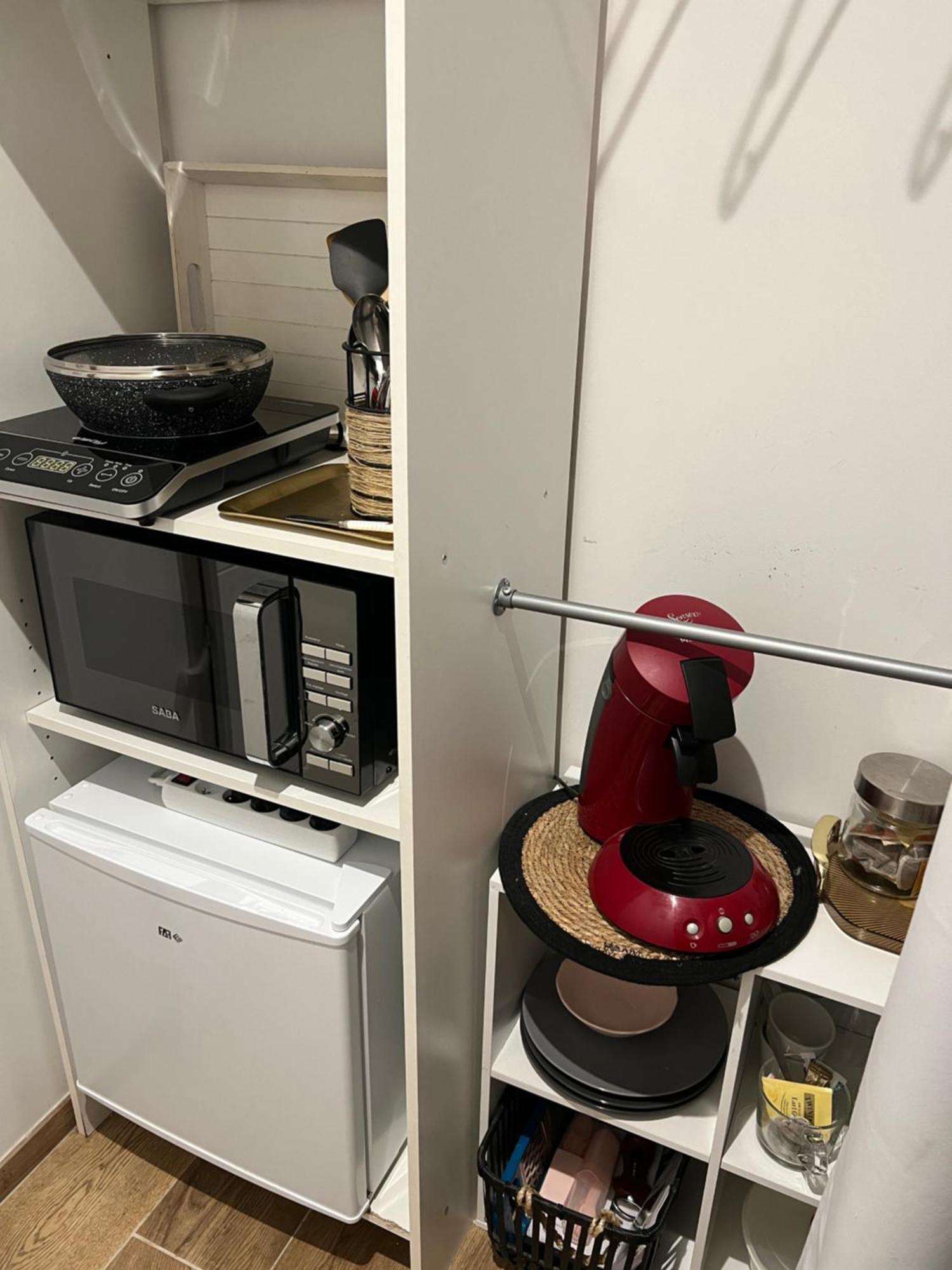 Quiniere - Entre Lac Et Foret - Hebergement Independant Avec Espace Kitchenette Блоа Екстериор снимка